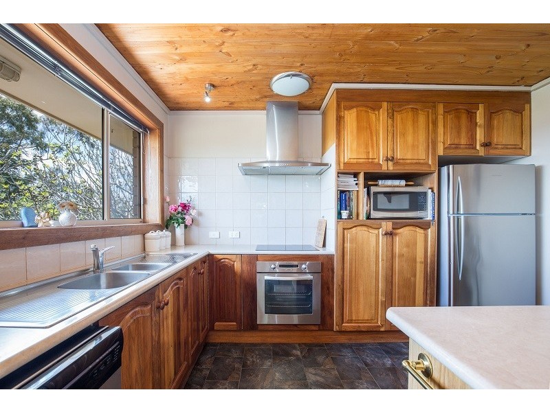 42 Lake Terrace West, Mount Gambier SA 5290