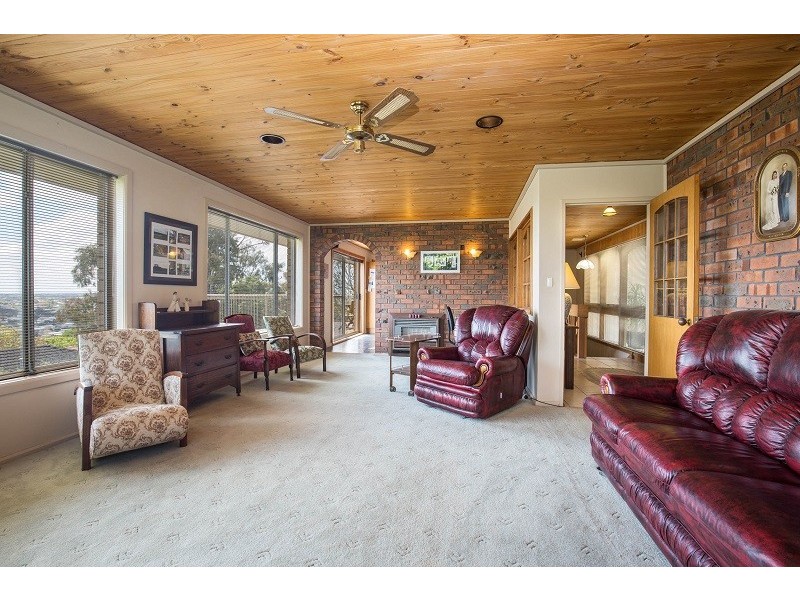 42 Lake Terrace West, Mount Gambier SA 5290