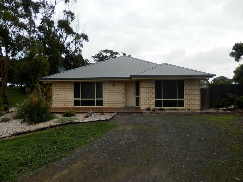 24 Black Swan Road, Nelson VIC 3292