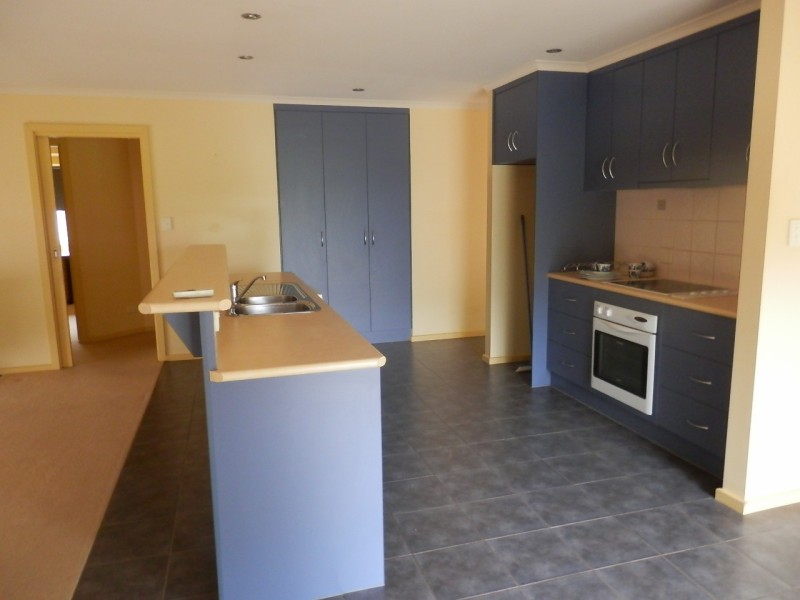 24 Black Swan Road, Nelson VIC 3292