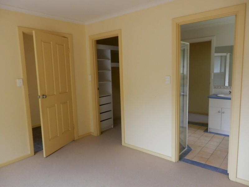 24 Black Swan Road, Nelson VIC 3292