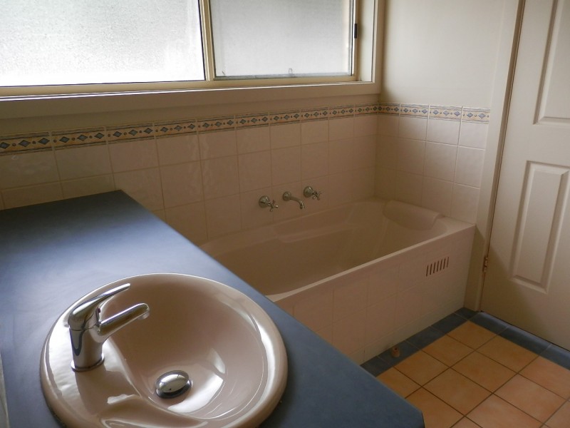 24 Black Swan Road, Nelson VIC 3292