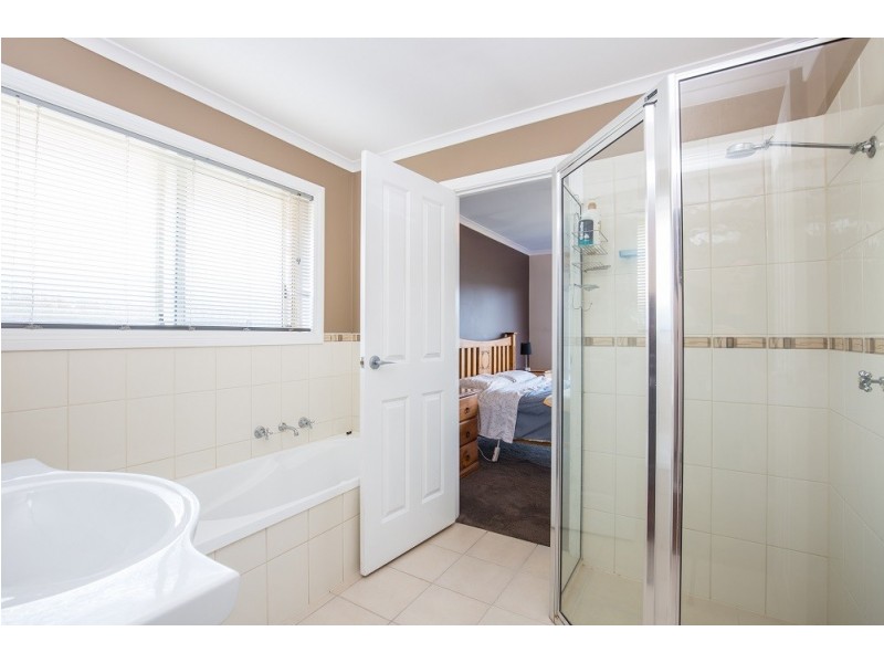 5 Bluebell Drive, Mount Gambier SA 5290