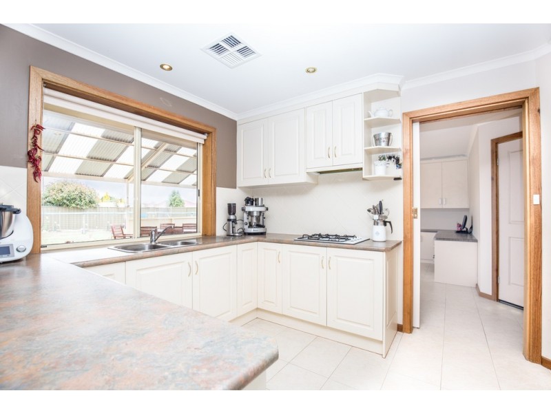 12 Lakewood Avenue, Mount Gambier SA 5290