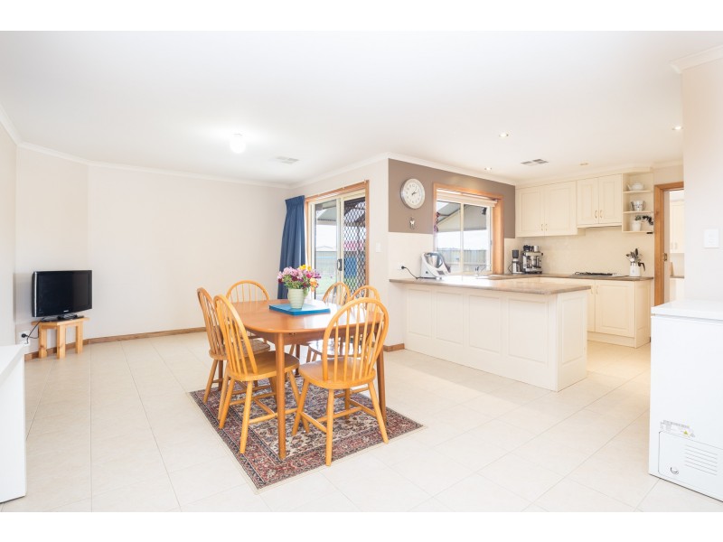 12 Lakewood Avenue, Mount Gambier SA 5290