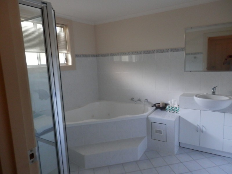 G005/3 Lake Terrace West, Mount Gambier SA 5290