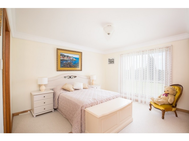 11 Woodcrest Close, Mount Gambier SA 5290