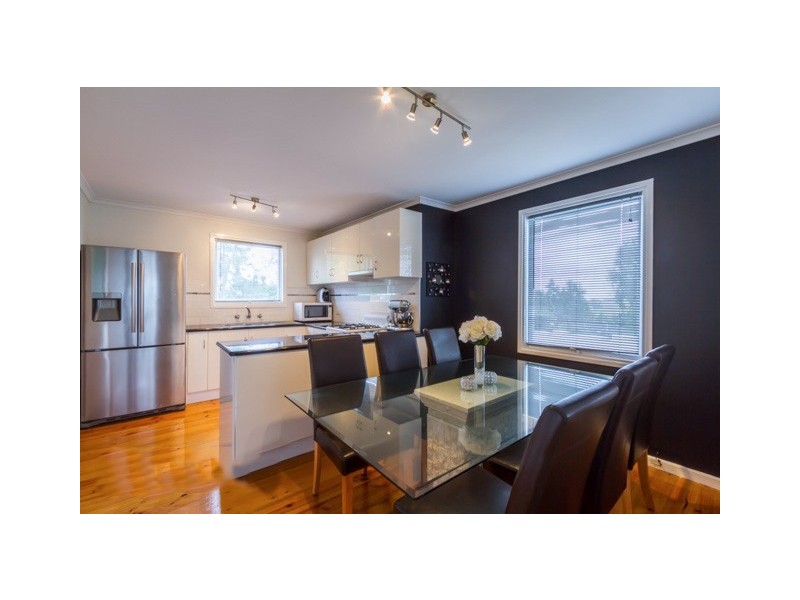 25 Hayes Crescent, Mount Gambier SA 5290