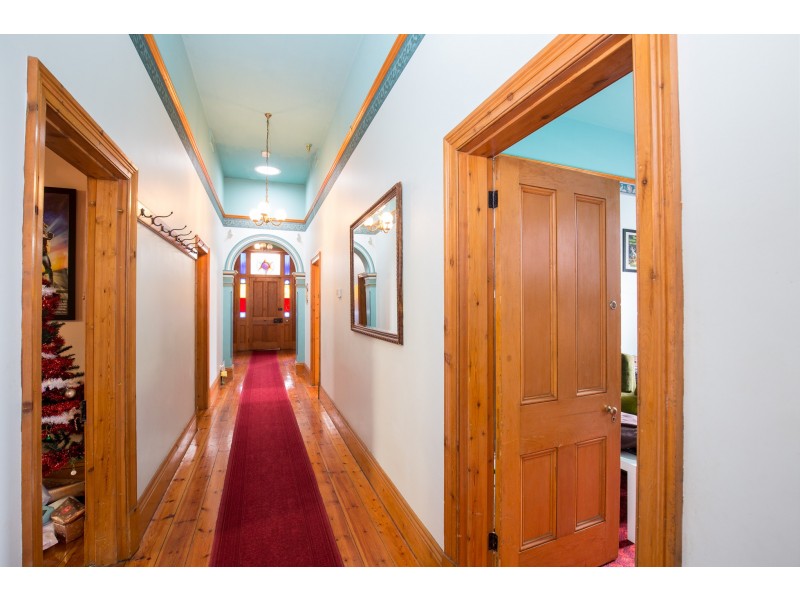 4 Queens Avenue, Mount Gambier SA 5290