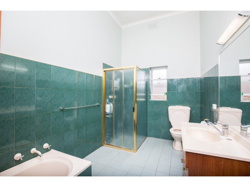 4 Queens Avenue, Mount Gambier SA 5290