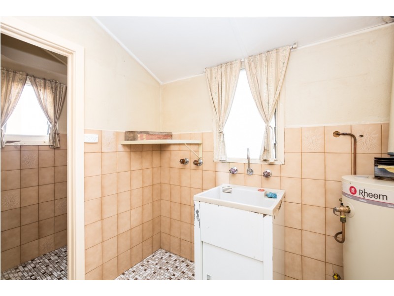 53 Lake Terrace East, Mount Gambier SA 5290