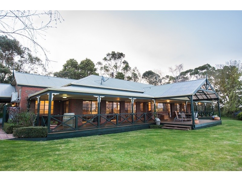 367 Carpenter Rocks Road “Yallambee”, Moorak SA 5291