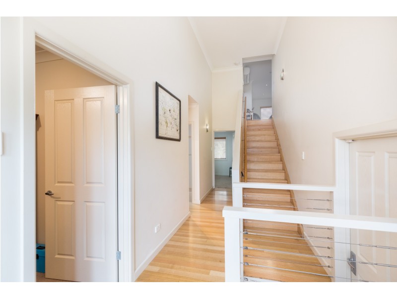 2/8 Lake Terrace West, Mount Gambier SA 5290