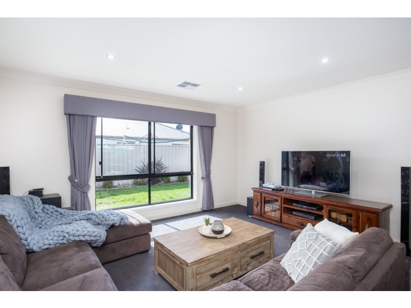 19 Queens Court, Mount Gambier SA 5290