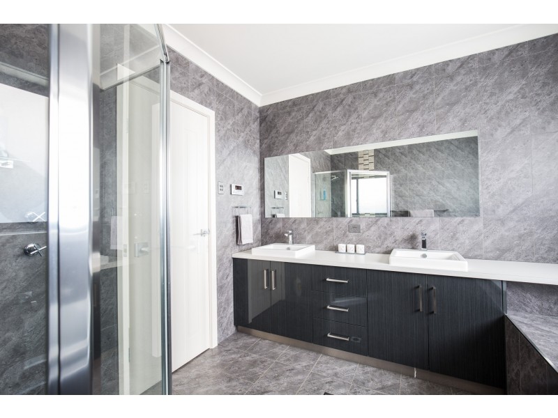 19 Queens Court, Mount Gambier SA 5290