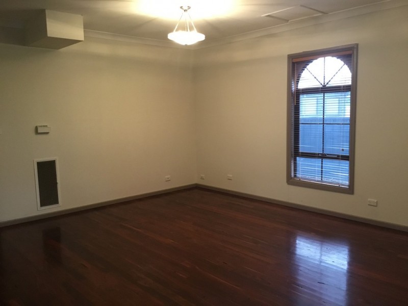 17 Duigan Street, Mount Gambier SA 5290