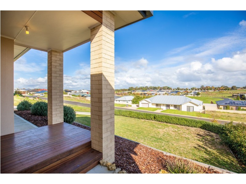 13 Stella Place, Mount Gambier SA 5290