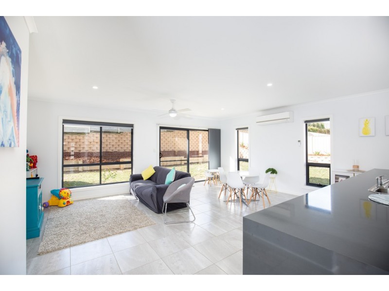 13 Stella Place, Mount Gambier SA 5290