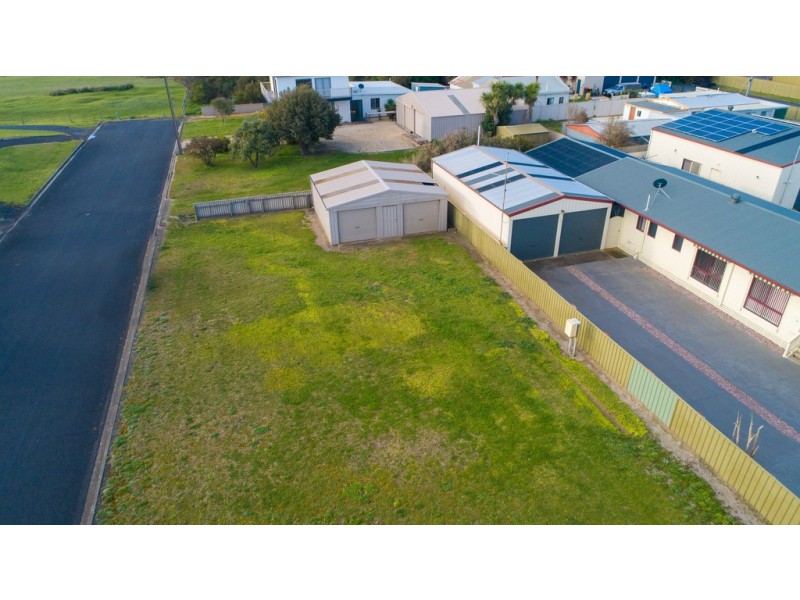 20 Compton Street, Port Macdonnell SA 5291