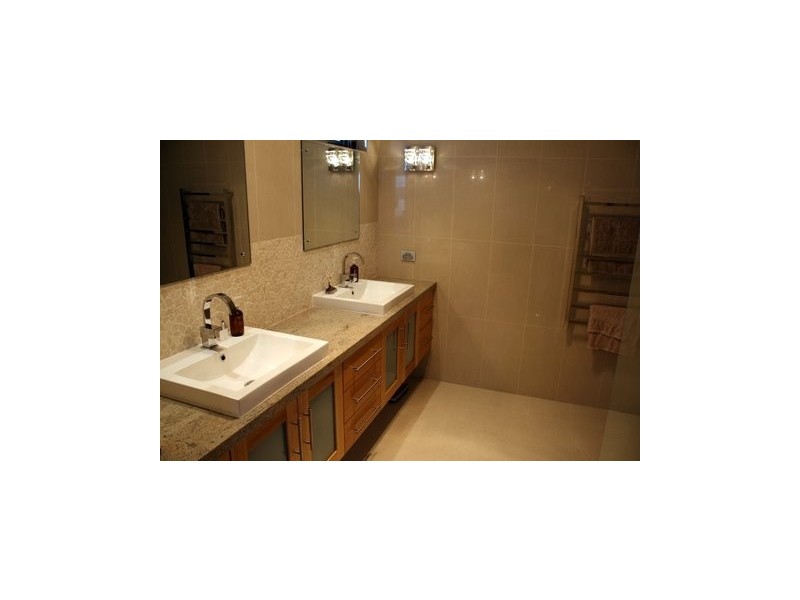 22 Hilltop Avenue, Mount Gambier SA 5290