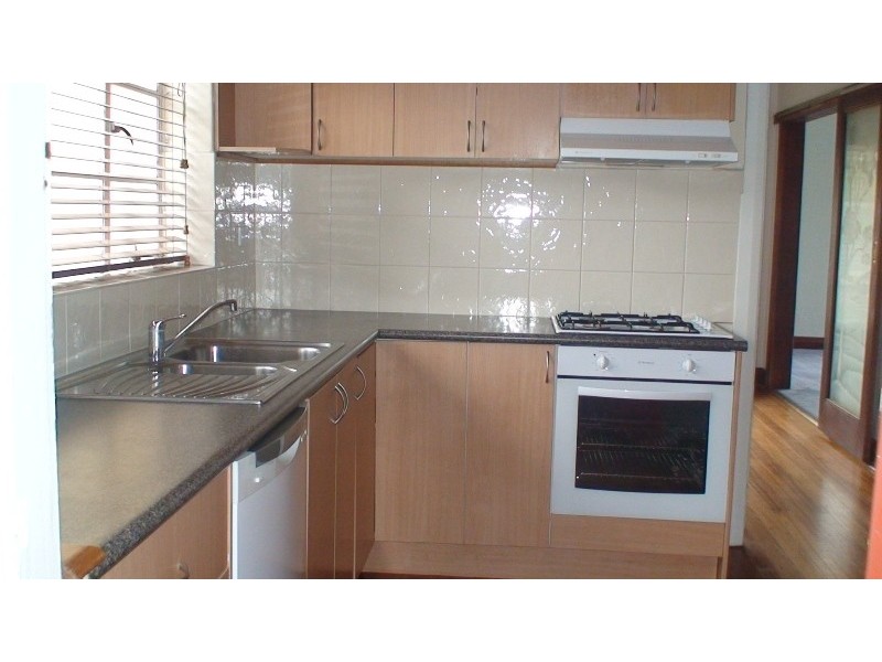 33 Gwendoline Street, Mount Gambier SA 5290