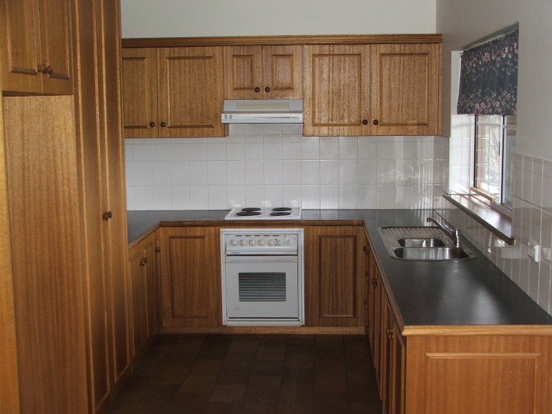 16 Tallarook Court, Mount Gambier SA 5290