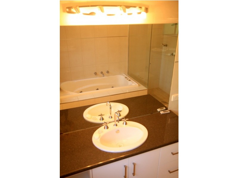 15 John Watson Drive, Mount Gambier SA 5290