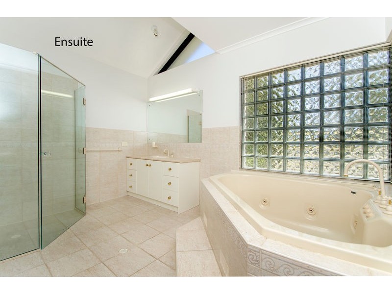 8 Glenmont Crescent, Mount Gambier SA 5290