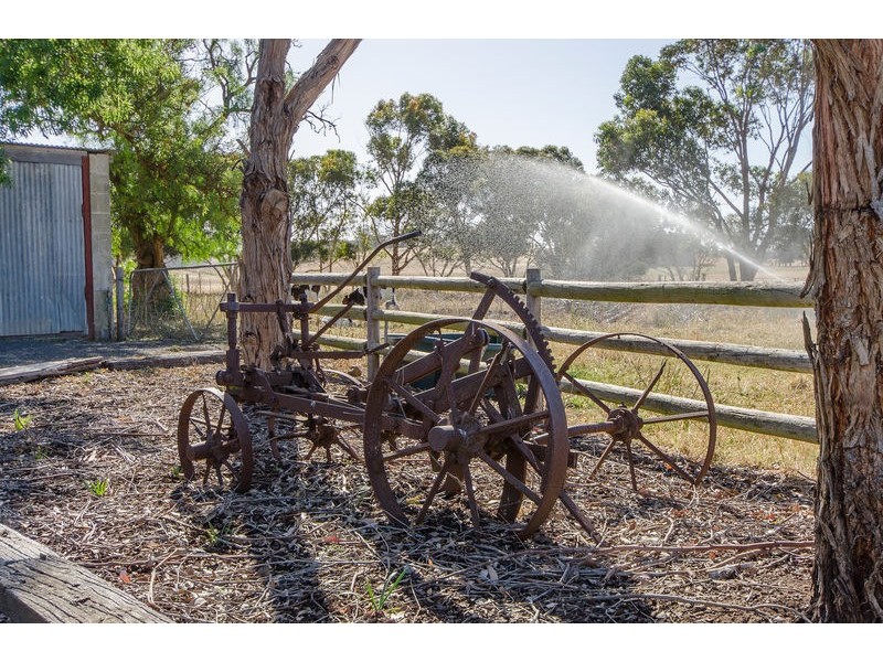 Lt 100 McKay Road, Compton SA 5291