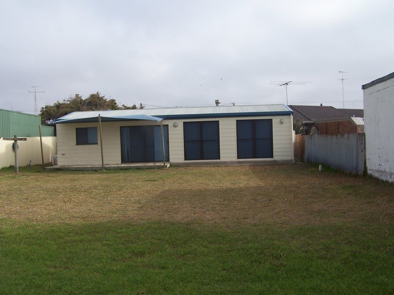 113 Sea Parade, Port Macdonnell SA 5291