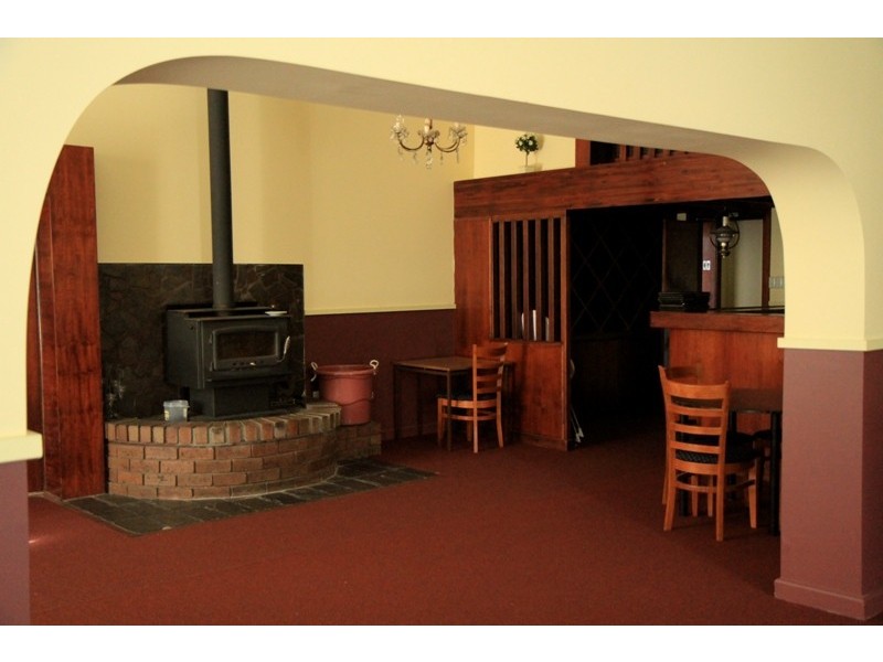 37 Bay Road, Mount Gambier SA 5290