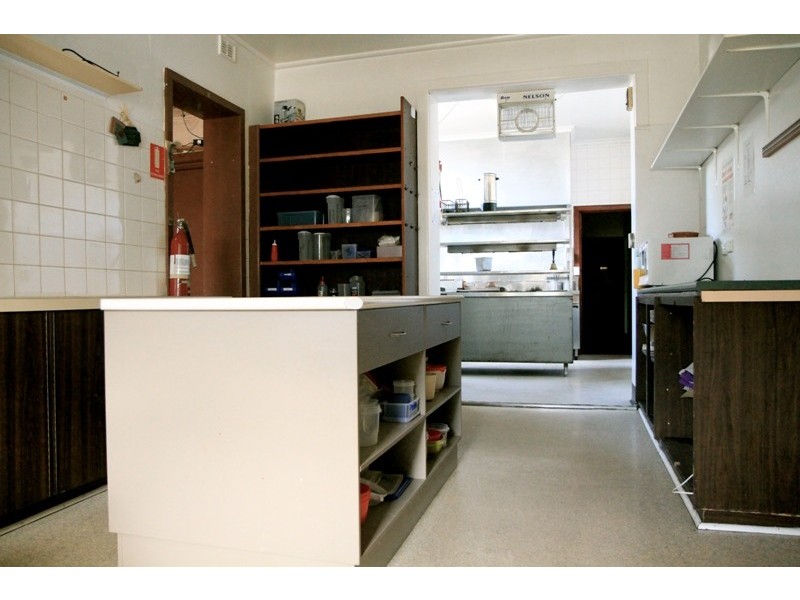 37 Bay Road, Mount Gambier SA 5290