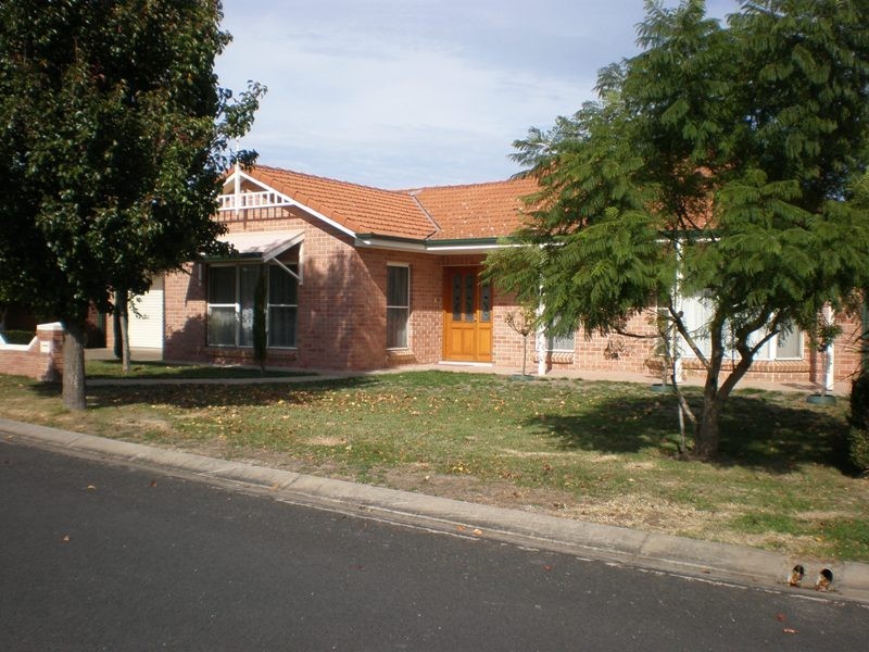 17 Auvale Crescent, Mount Gambier SA 5290