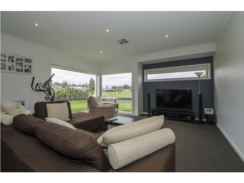 7 Lakewood Avenue, Mount Gambier SA 5290