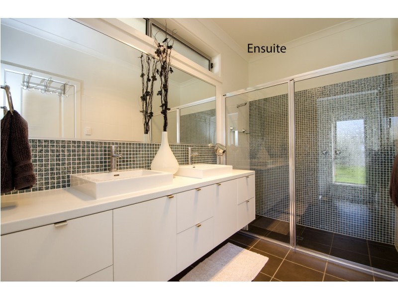 7 Lakewood Avenue, Mount Gambier SA 5290