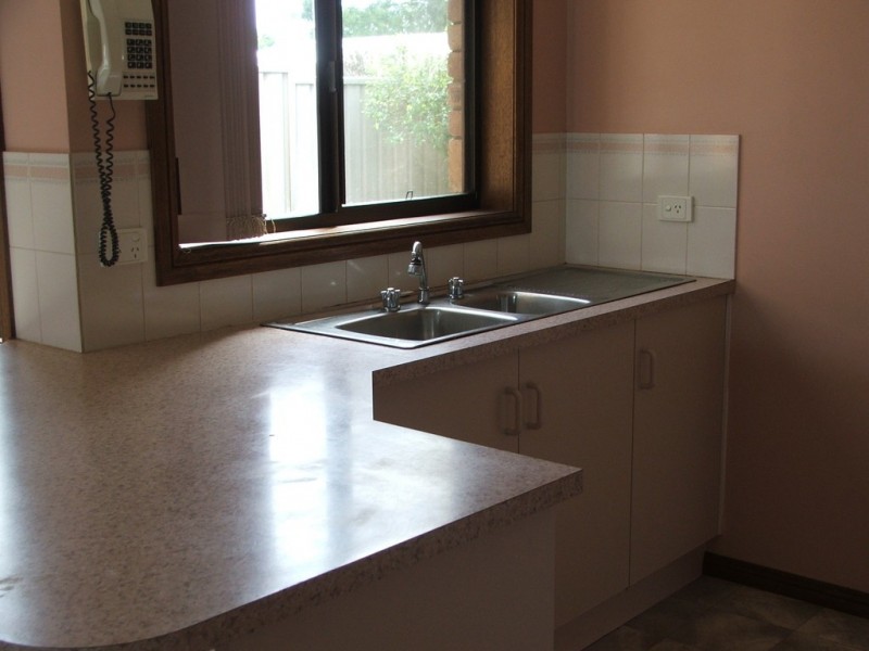 2/13 Elle Court, Mount Gambier SA 5290