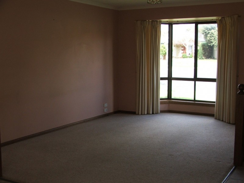 2/13 Elle Court, Mount Gambier SA 5290