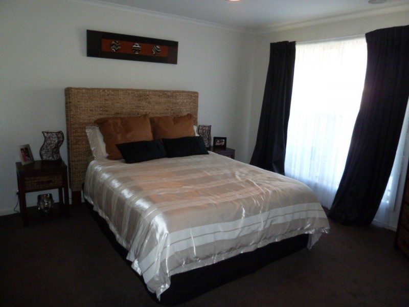 16 Gilmore Close, Mount Gambier SA 5290