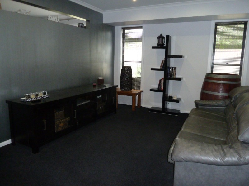 18 Gilmore Close, Mount Gambier SA 5290