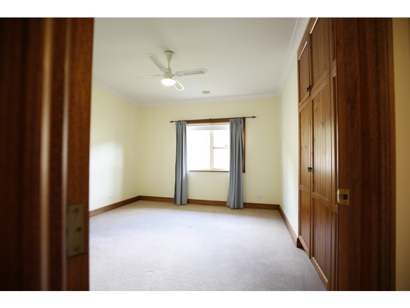 11 Cherokee Court, Mount Gambier SA 5290