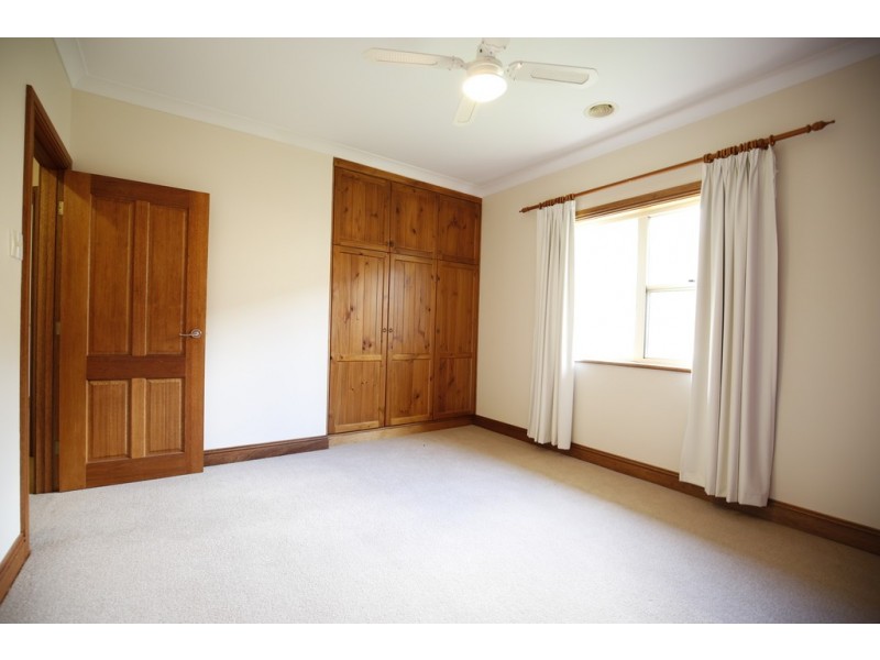 11 Cherokee Court, Mount Gambier SA 5290