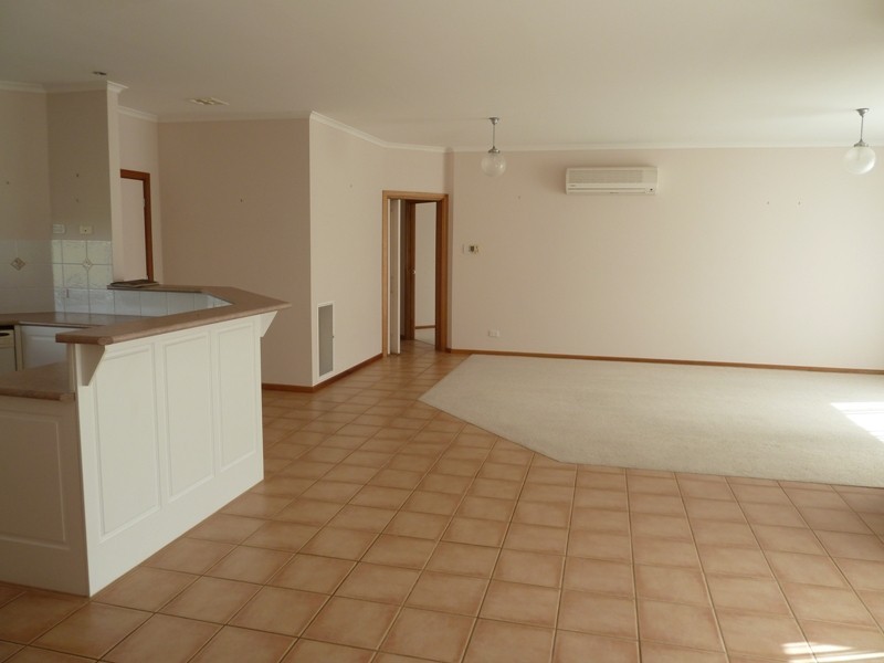 9 Lakewood Avenue, Mount Gambier SA 5290