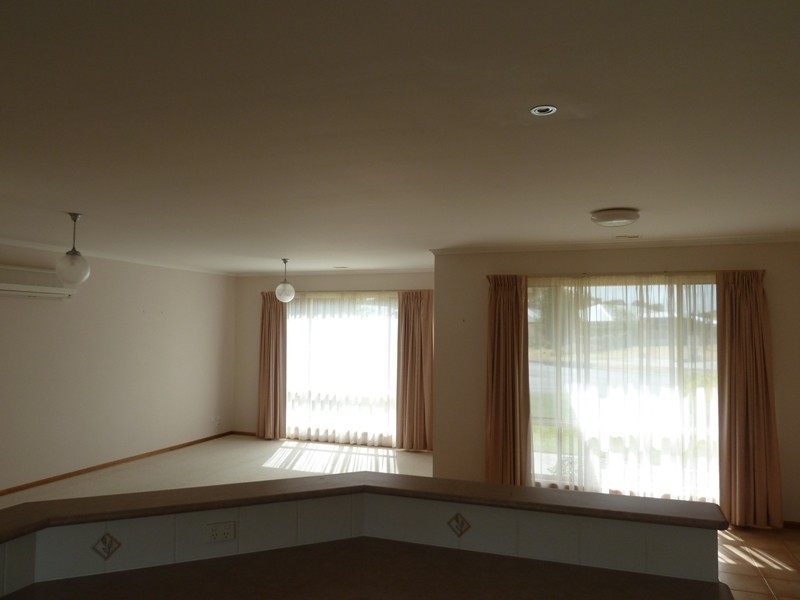 9 Lakewood Avenue, Mount Gambier SA 5290