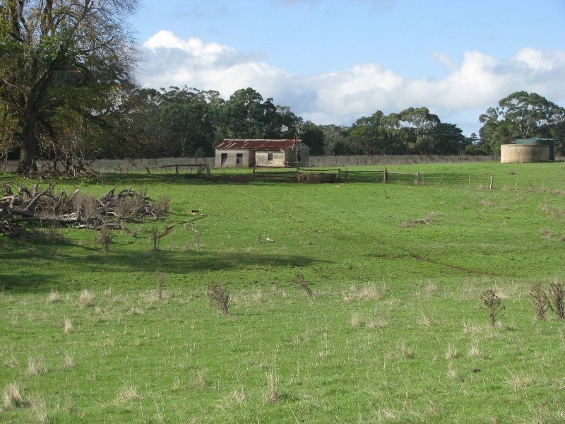 1 Lyons Siding Road, Lyons VIC 3304