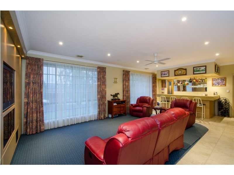 8 Dalkeith Drive, Mount Gambier SA 5290