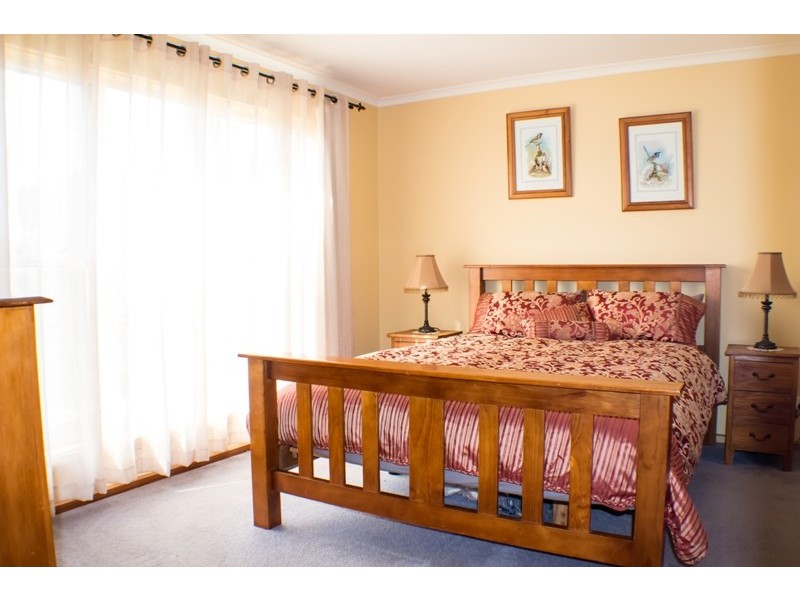 7 Roanoke Court, Mount Gambier SA 5290