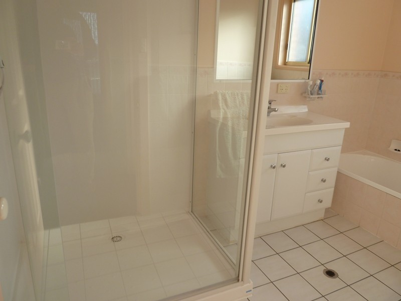 2/13 SWALLOW DRIVE, Mount Gambier SA 5290