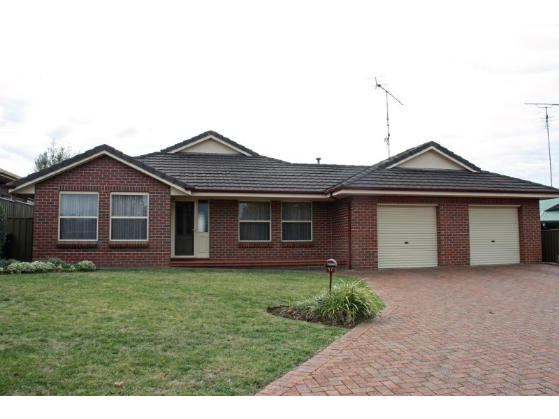 17 Woodcrest Close, Mount Gambier SA 5290