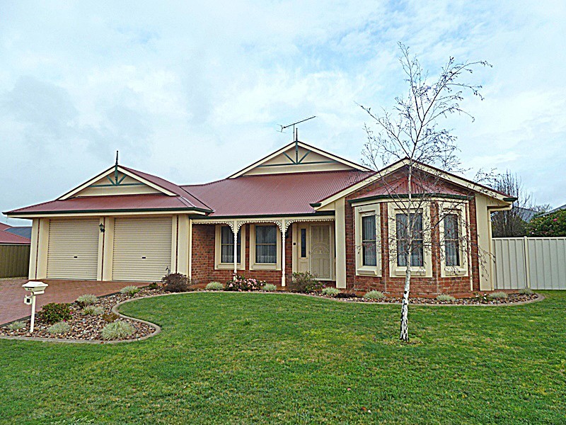 11 Oakridge Crescent, Mount Gambier SA 5290