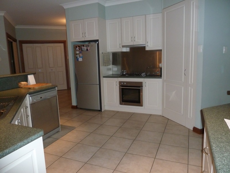 11 Oakridge Crescent, Mount Gambier SA 5290